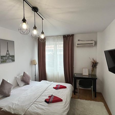 2 Rooms Apartment City Center Jászvásár Kültér fotó